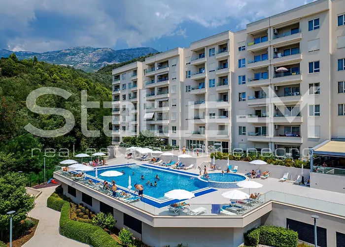 Status-M Apartments 103 Bečići