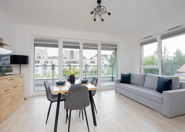 Bright & Modern Apartment With Balcony In Bemowo District By Noclegi Renters Warschau