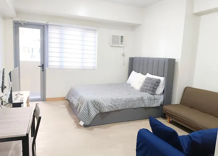 Manhattan Staycation Quezon City