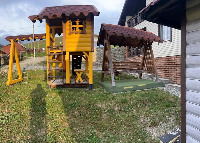 Bee House Поляниця Апартаменти Bukowel