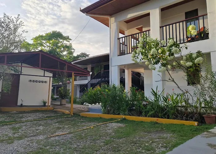 Hotel Pez Gallo Golfito