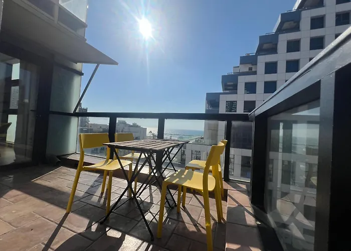 3Bedrooms Suite With Balcony And Shelter Yarkon13 Tel Aviv-Jaffa