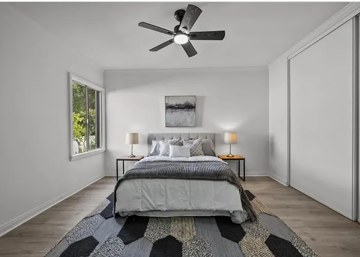 Modern 2-Bedroom In Santa Moinca Area Close To Ucla Los Angeles