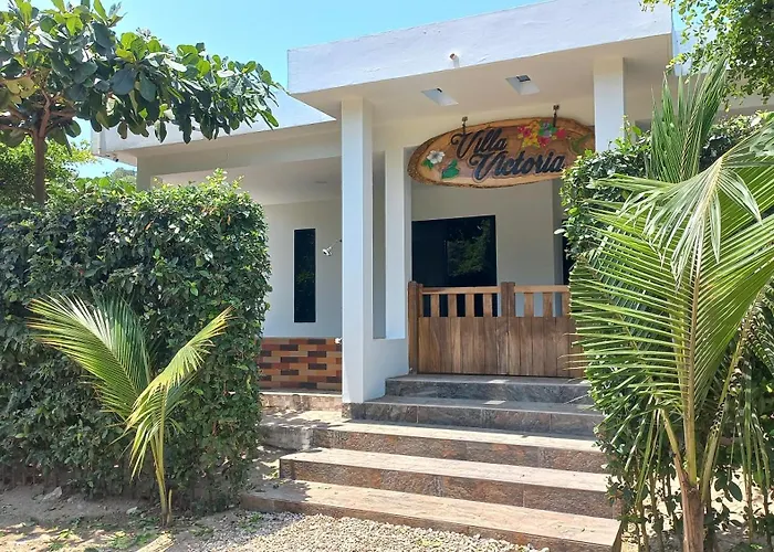 Villa Victoria Bosques De Olón