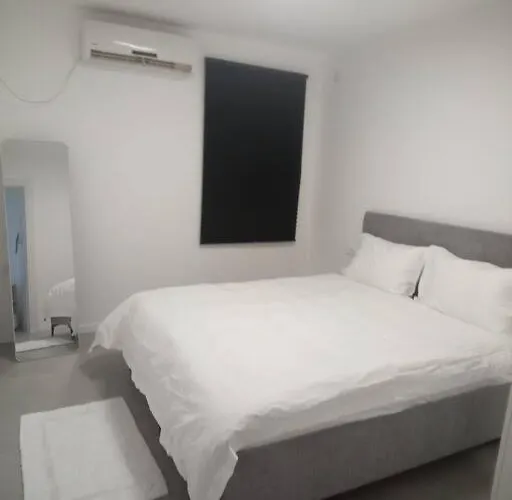 Ferienwohnung דירת סטודיו Arad
