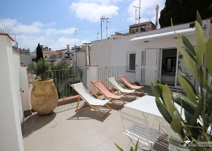 Charming Casa In Sitges Centre & Minutes To Beach