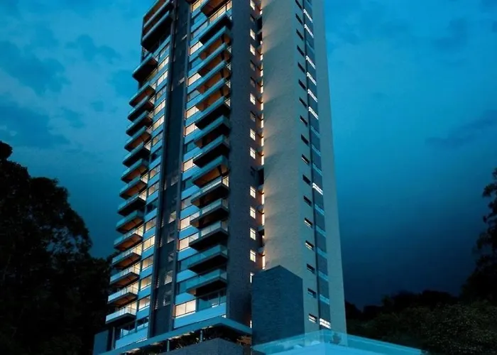 Urban Studios Luxurious Apartment In The Poblado Medellín