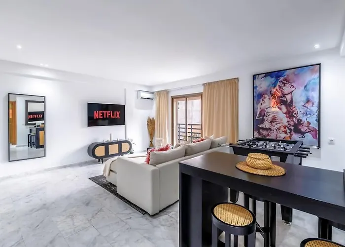 Fun-Filled Luxury City Center Apartment Marrakesch