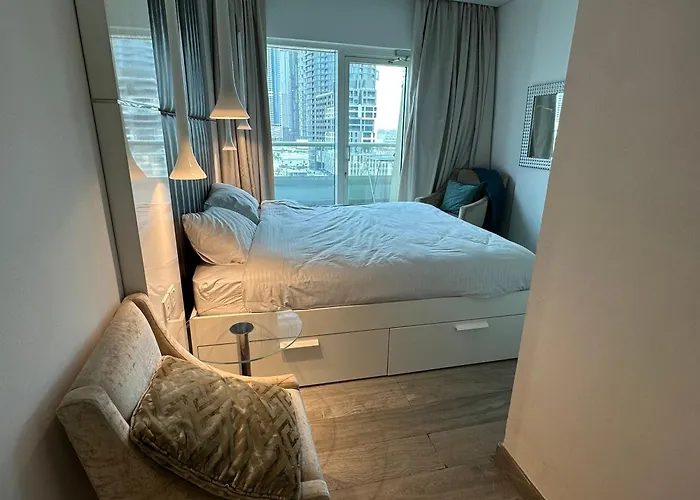 Damac Canal Views Building Dubai