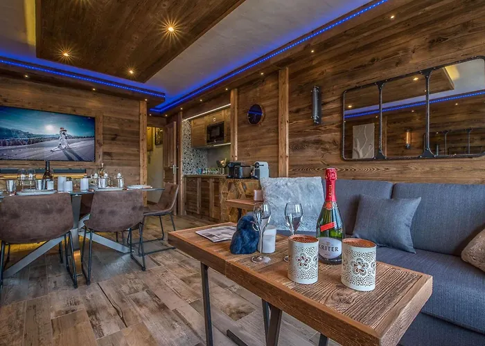 Appartement Chalet 2 Chambres, Centre Courchevel 1850, Ski A 150M, Wifi - Fr-1-631-213
