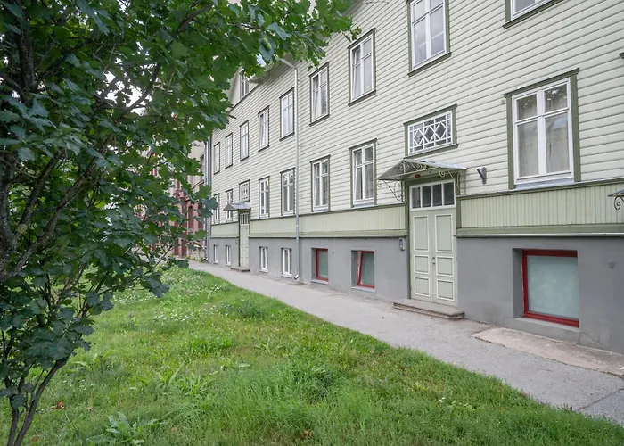 Central & Cozy Rooftop Flat Reval