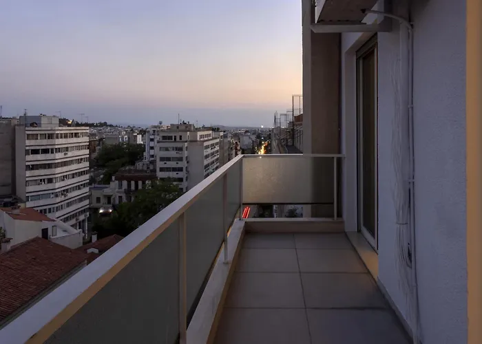 Charming 7Th-Floor Apartment With Acropolis View Athen