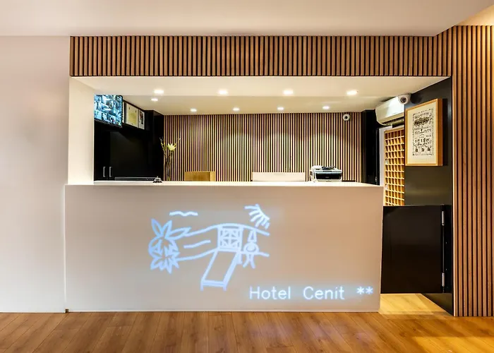 Hotel Cenit & Apts Sol Y Viento Ibiza-Stadt
