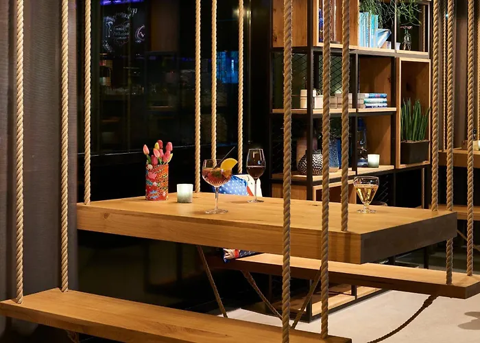 Hotel Moxy Amsterdam Schiphol Airport Hoofddorp