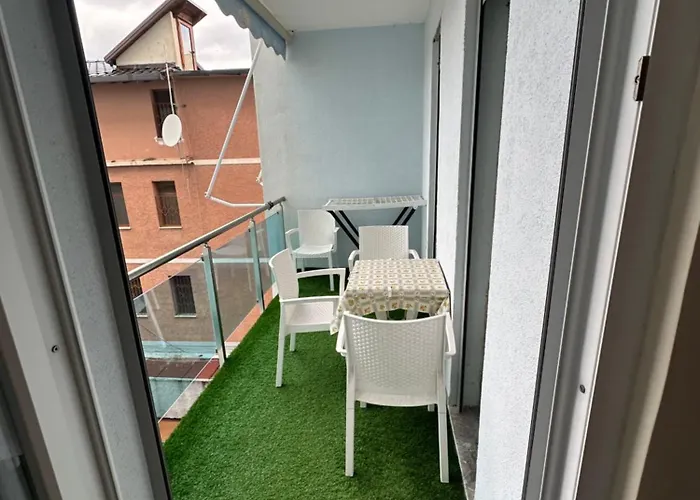 Seaside Shengjin Apartment Sakes