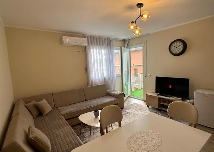 Seaside Shengjin Apartment Sakes