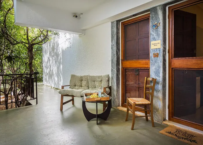Ferienwohnung Magnificent Loft Athens Voula