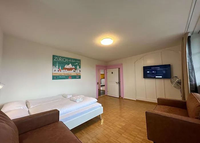 Hitrental Limmatquai Apartments Zürich