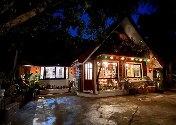 Old Wood Guesthouse Baguio City