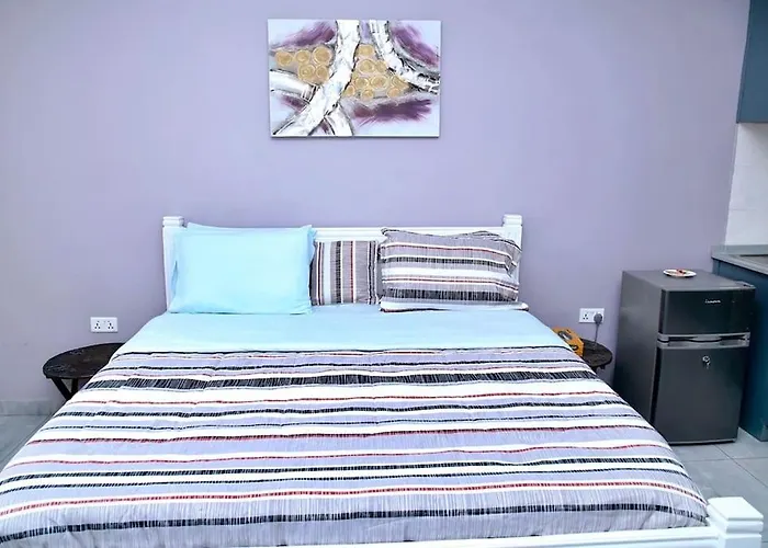 Petite'S Nest - Studio 1 Akkra