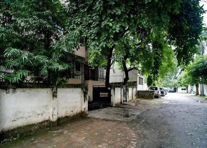 Elegant & Spacious 3Bhk Home Haven Army Cantonment Varanasi