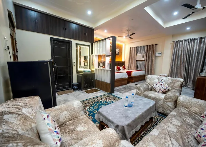 Banaras Bliss Studio Room Near Kashi Vishwanath Mandir Varanasi