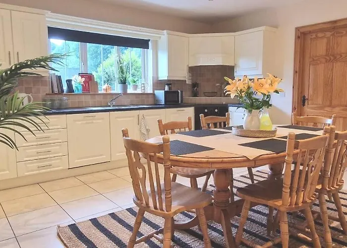 The Bungalow 5 Bedrooms Killybegs