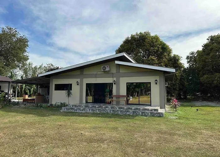 River Farm Stay Near Beach W Fiber Optic And Netflix Botolan