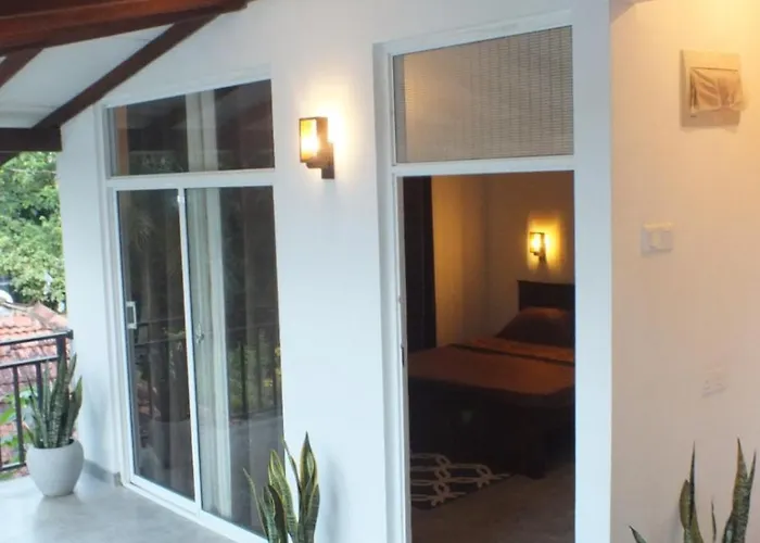 Saman Rock Villa Galle