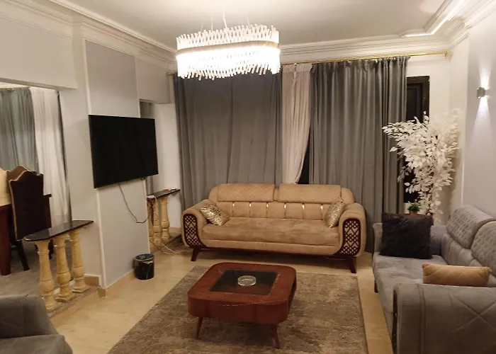 Furnished Apartment In Sheraton, Saqr Quraish Buildings Kairo
