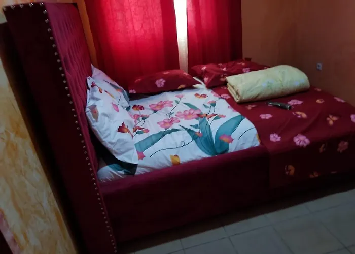 Ferienwohnung Apparemments Meubles Douala