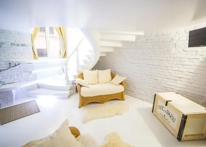 Апартаменти З Дизайнерським Ремонтом В Центрі Львова- Eco Style