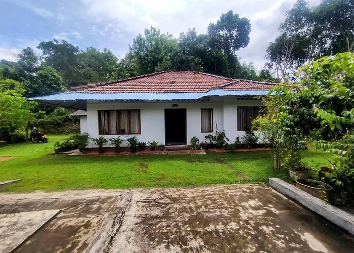 Cozy Beach Home W Village Charm Tangalle