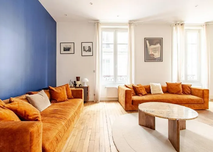 Very Chic Apartment Next To Trocadero And Eiffel Tower Paris