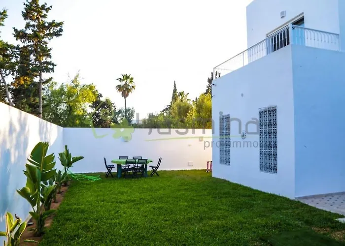 Riad De Charme Avec Piscine Et Jardin Hammamet