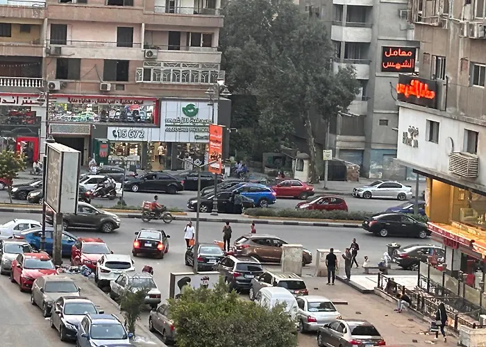 Ezzat Salama Abbas Al Akkad Hotel Kairo