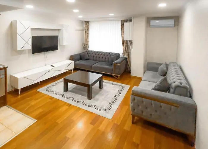 Ground Floor Apartment In A Quiet Area 17 Istanbul