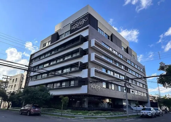 Apto Lujoso Luminoso Y Moderno Al Lado De M40 Y Green Tower Santa Cruz de La Sierra