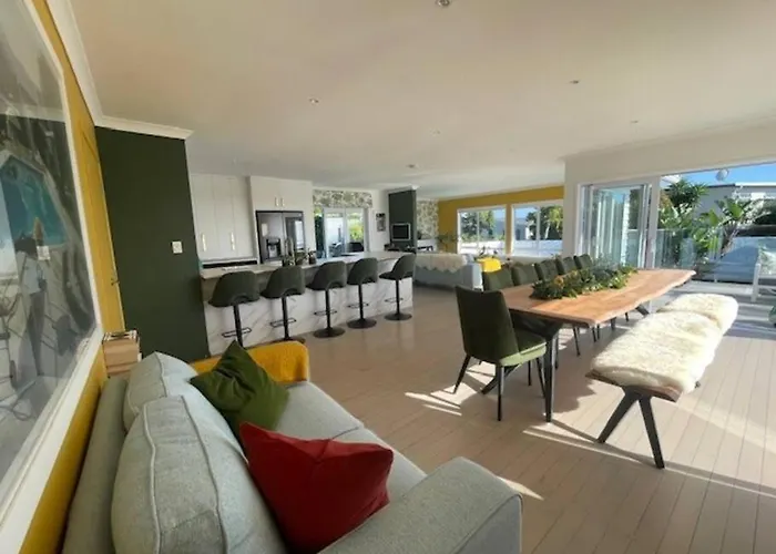 Luxury Seaside Village Resort Auckland