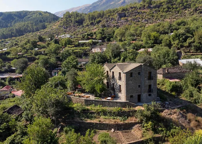 Chri Chri Guesthouse Përmet