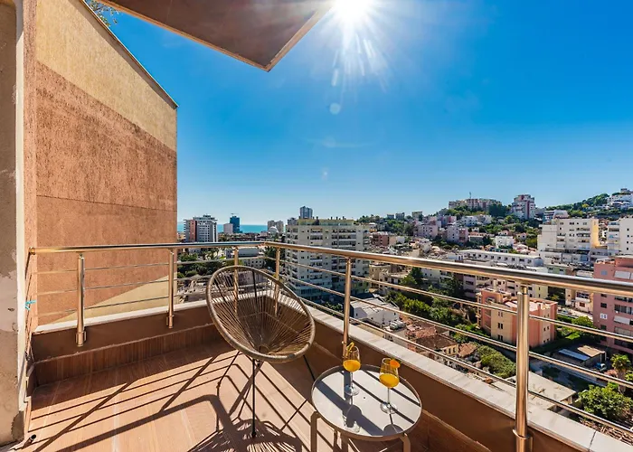 Urban Oasis 1 Bedroom Apartment 500Mbs Durrës