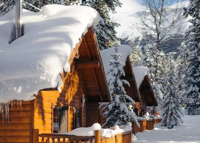 Hotel Baker Creek By Basecamp Lake Louise