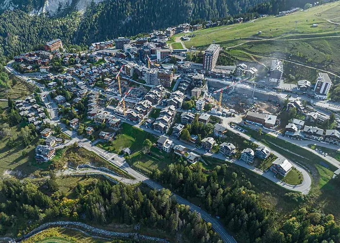 Appartement Renove Au Centre De Courchevel 1650, Acces Direct Aux Pistes - Fr-1-563-59