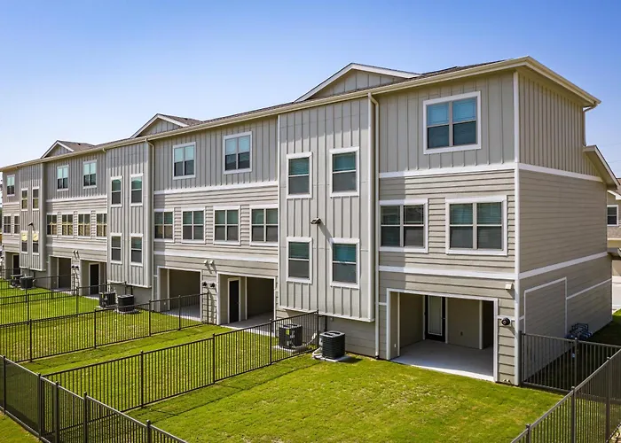 Beautiful 1Bd Apt I Properties By Preston Houston