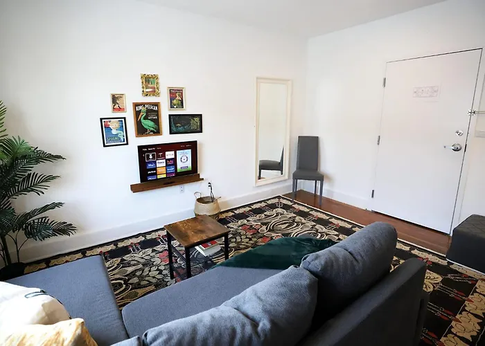 South Beach Free Parking Family & Pet Friendly Walk To Beach & Bay Miami Beach