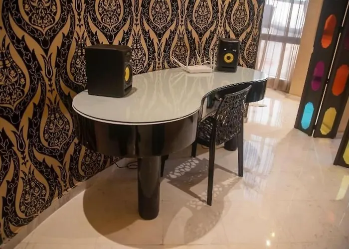 President Suite, Luxury Traditional Apartment Central In Iberia Tanger