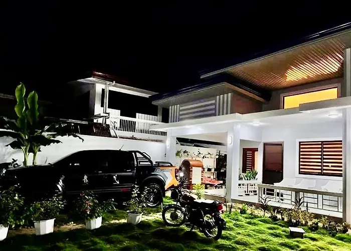 Matthew Pensione House- Modern Island Residence General Luna 
