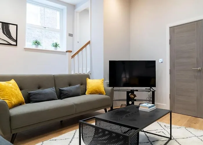 Villa Luxaway Mews House St Johns Wood - Sleeps Up To 11 London