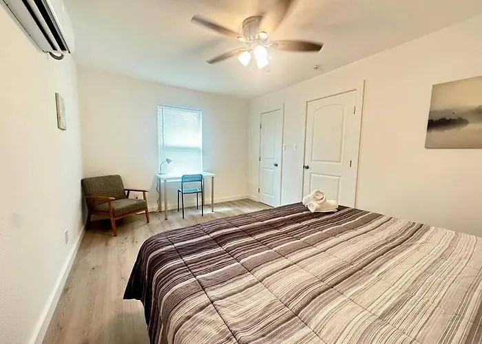 Spacious 1Br And 1Ba In Montrose Near Downtown & Nightlife Houston