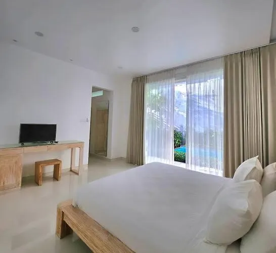 Nikaya Villa - 3 Bedrooms Near Seminyak Legian